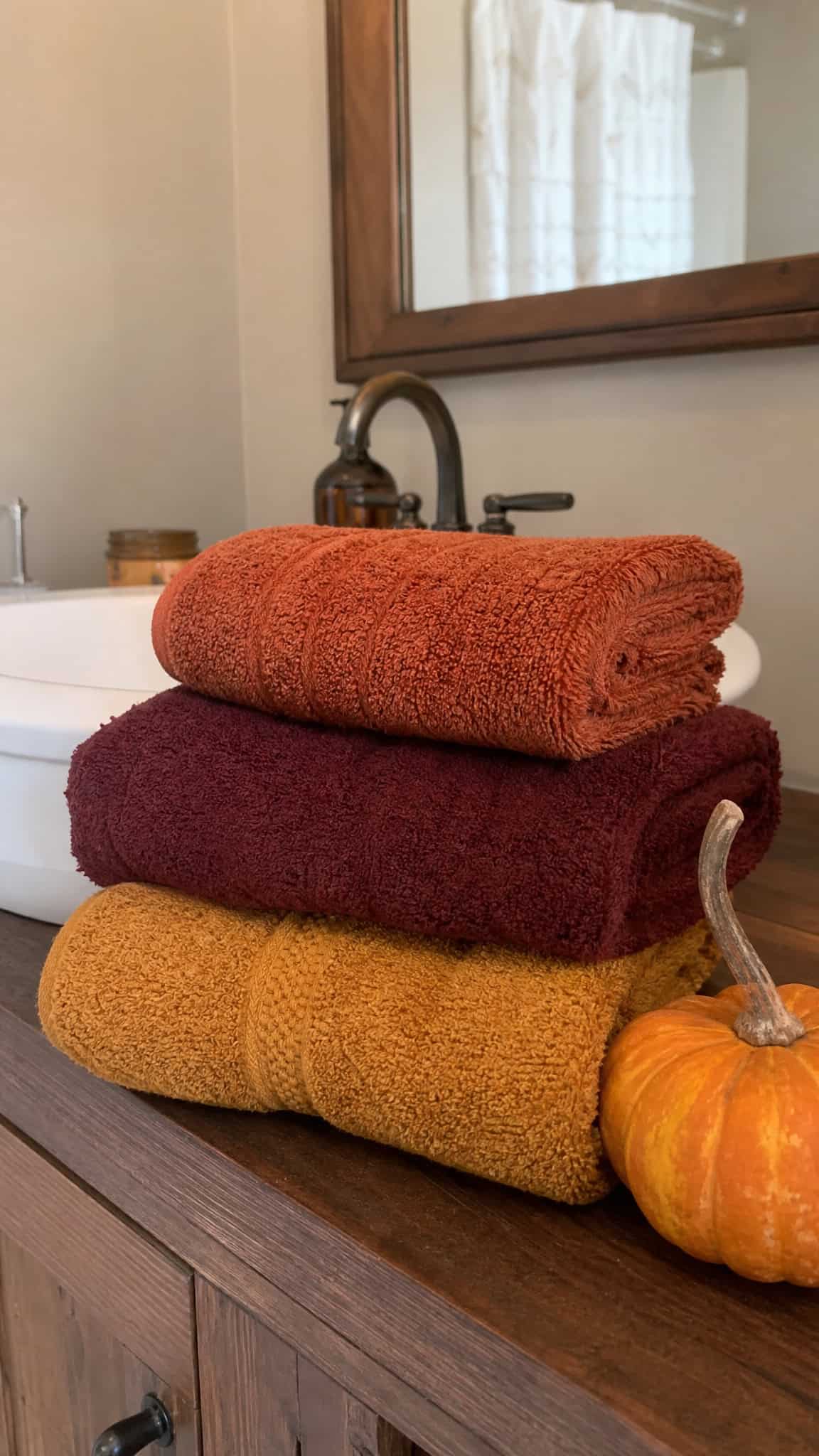 Warm Up Your Space With Fall-Colored Towels And Linens