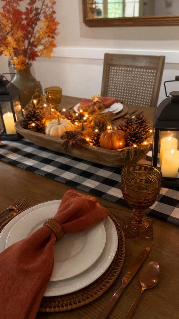 Transform Your Dining Table With Seasonal Tablescapes