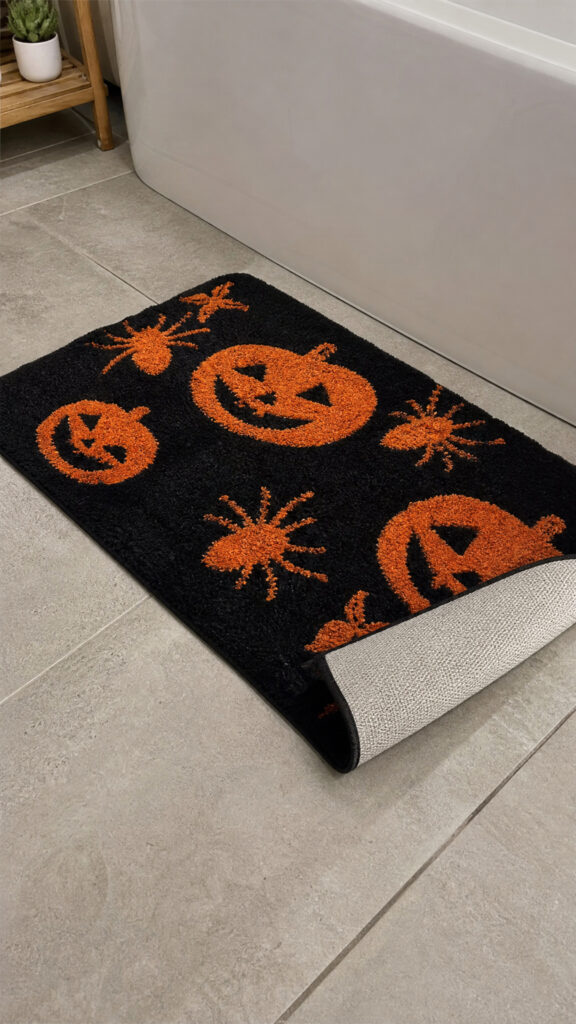 Creepy Crawly Bath Mat