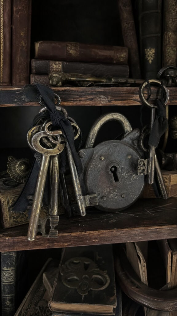 Display Antique Keys and Locks