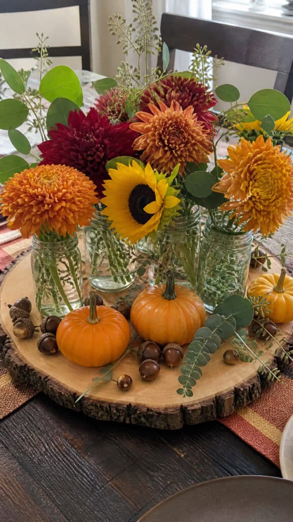 Natural Wood Slice Charger with Seasonal Florals