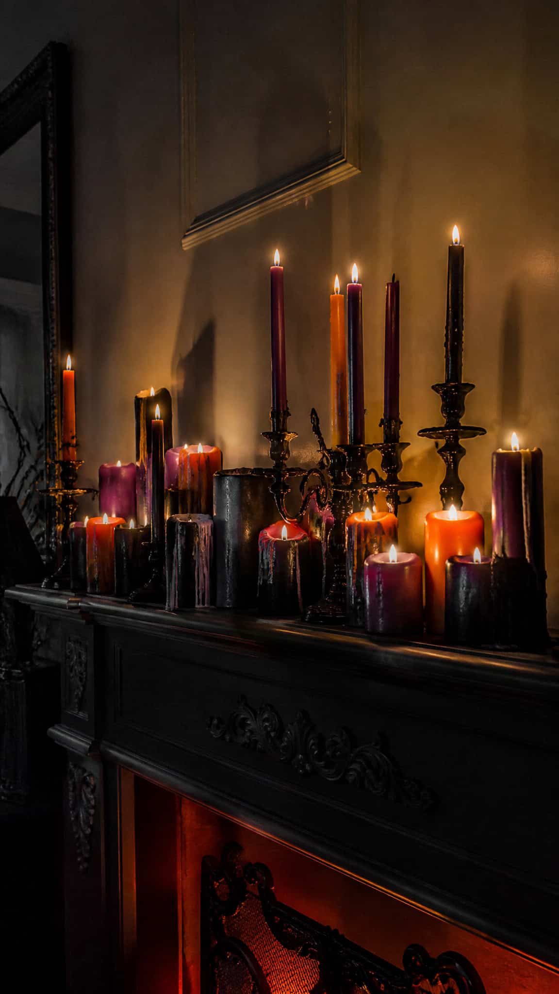 Spooky Candle Arrangements That Set the Mood